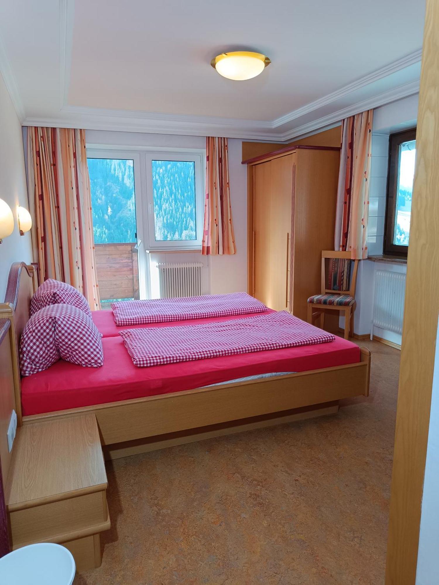 Vandrerhjem Jugendgaestehaus Hinterronach *